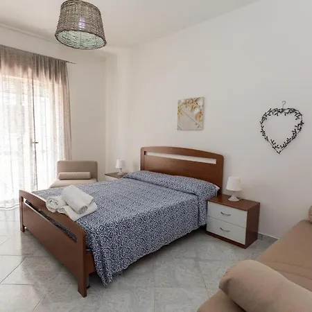 La Barcaccia Nocleg ze śniadaniem 3*