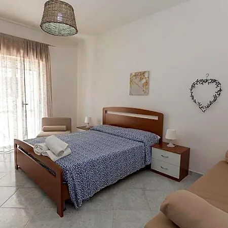 La Barcaccia Nocleg ze śniadaniem 3*